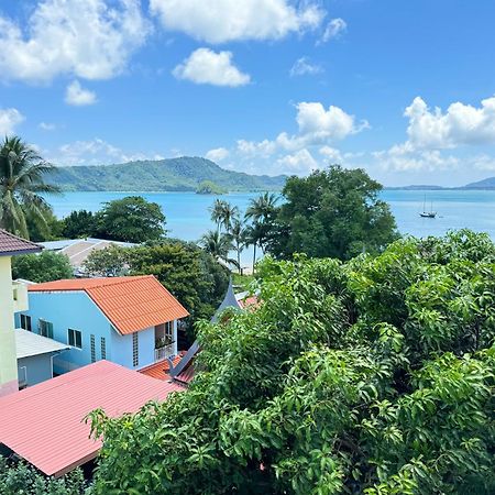Sea Dreamer Beachfront Apartments Phuket Екстериор снимка