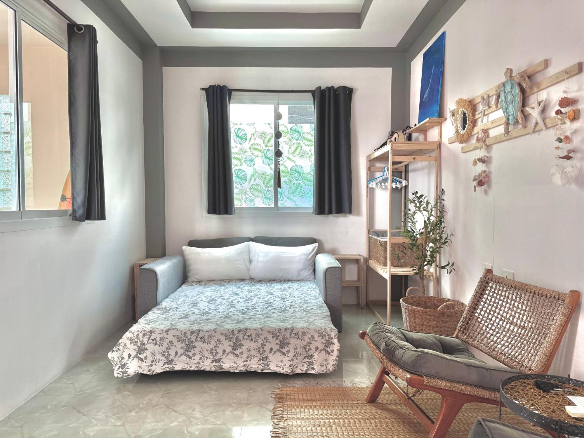 Sea Dreamer Beachfront Apartments Phuket Екстериор снимка
